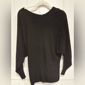 Carmen Marc Valvo Black Batwing Zip-Back Sweater – XS